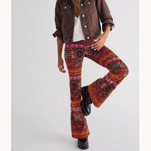 Free People Penny Pull On Corduroy Flairs - Picture 3 of 3